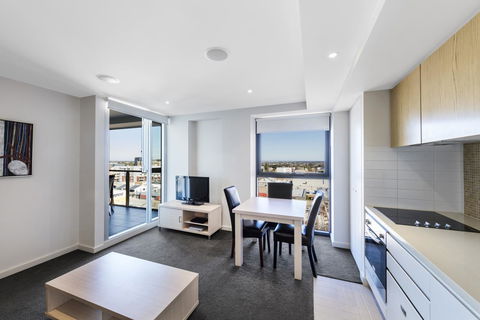 IStay Precinct Adelaide - VIC Tourism 5