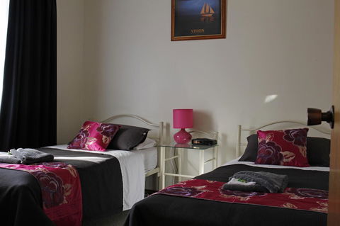 Cape Jervis Holiday Units - VIC Tourism 10