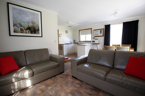 Cape Jervis Holiday Units - VIC Tourism 20