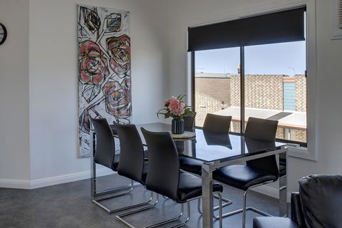Aart Apartments - VIC Tourism 20