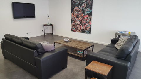 Aart Apartments - VIC Tourism 8
