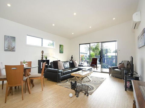 Seagrass Villas Normanville - VIC Tourism 13
