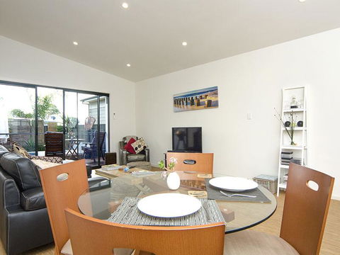 Seagrass Villas Normanville - VIC Tourism 16