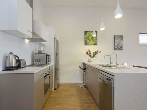 Seagrass Villas Normanville - VIC Tourism 10