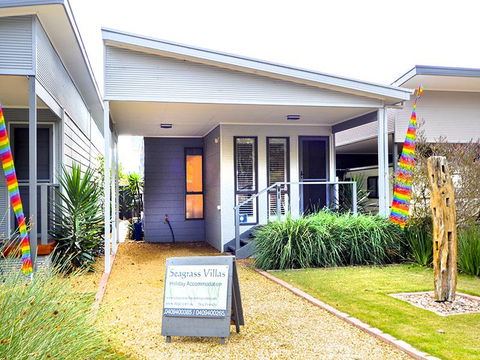 Seagrass Villas Normanville - VIC Tourism 6