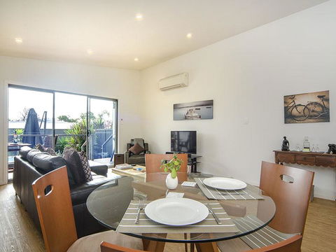Seagrass Villas Normanville - VIC Tourism 9