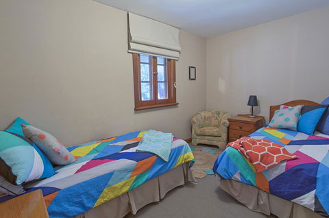 Tanunda Cottages - VIC Tourism 7