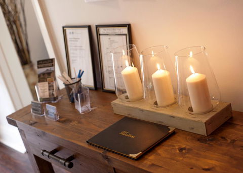 Two Cow Cottage Bed & Breakfast - VIC Tourism 34
