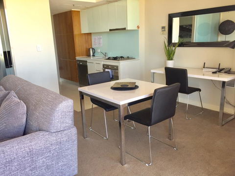 Adelaide DressCircle Apartments - North Terrace - VIC Tourism 15