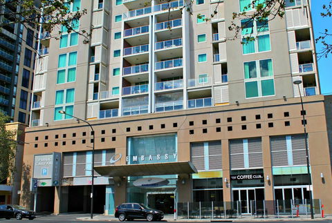 Adelaide DressCircle Apartments - North Terrace - VIC Tourism 33