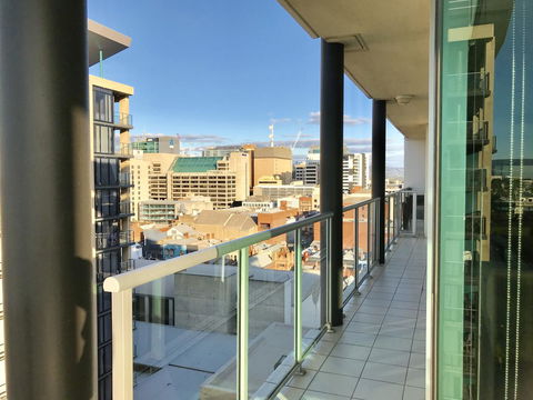 Adelaide DressCircle Apartments - North Terrace - VIC Tourism 8