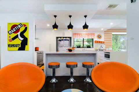 Barossa Retro BnB - VIC Tourism 0