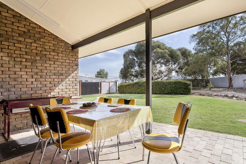 Barossa Retro BnB - VIC Tourism 1