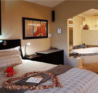 Romantic Getaways at Riverview Rise Retreats - VIC Tourism