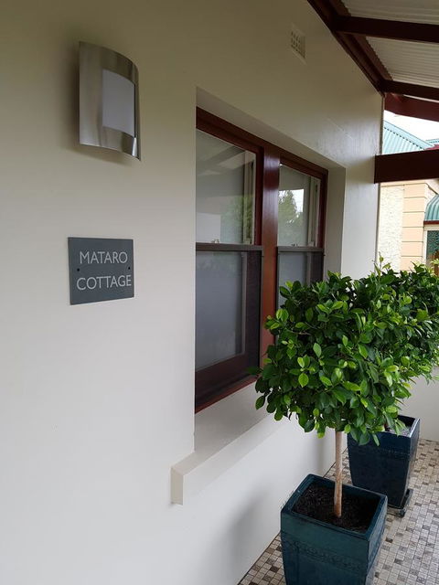 Mataro Cottage - VIC Tourism 1