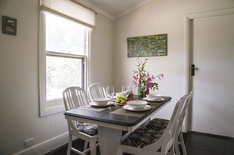 Mataro Cottage - VIC Tourism 21