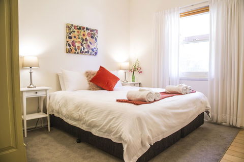 Mataro Cottage - VIC Tourism 12