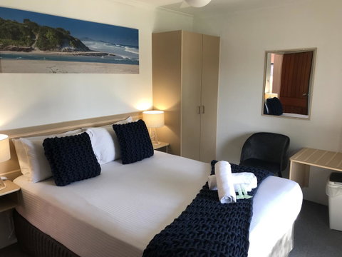 OCEAN BREEZE MOTEL - VIC Tourism 22