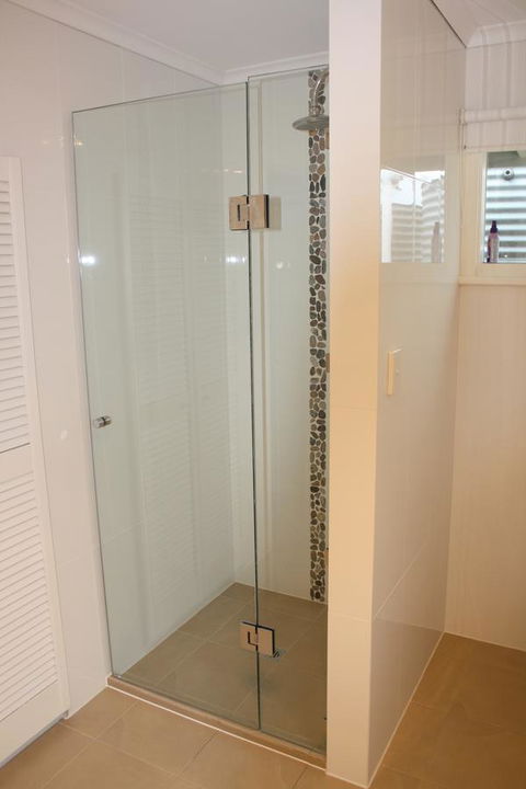 Rabbiters Hut - VIC Tourism 7