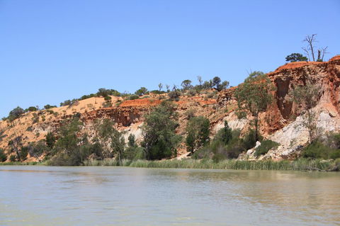 Rabbiters Hut - VIC Tourism 24