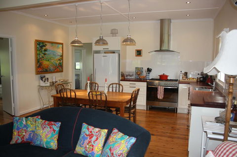 Rabbiters Hut - VIC Tourism 3