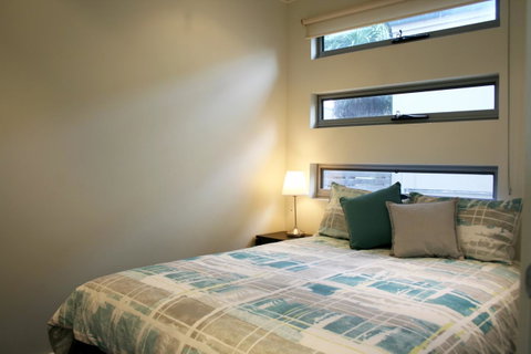 Penneshaw Oceanview Apartments - VIC Tourism 14