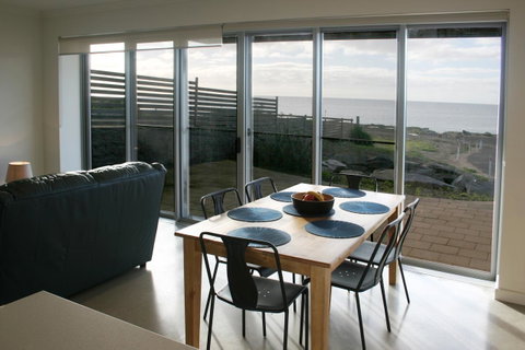 Penneshaw Oceanview Apartments - VIC Tourism 12