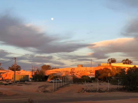 Aussie Opal Diggers Outback Retreat-Undergound - VIC Tourism 3