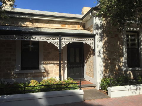 8 Osborne - VIC Tourism 0