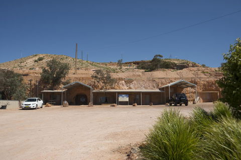 Ali\'s Underground Studio - VIC Tourism 15