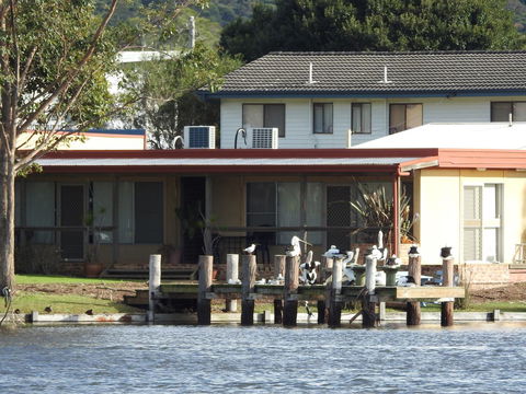 Lake Edge Apartments - VIC Tourism 28