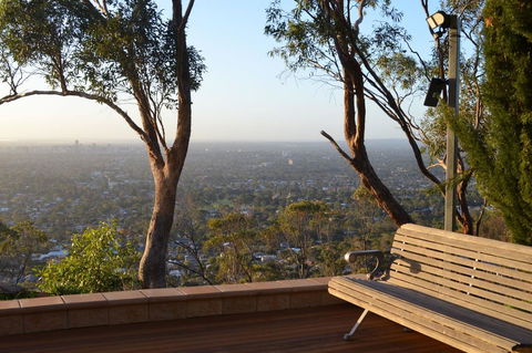 Kingsview Belair, Apartment Grand Views Of Adelaide - VIC Tourism 7