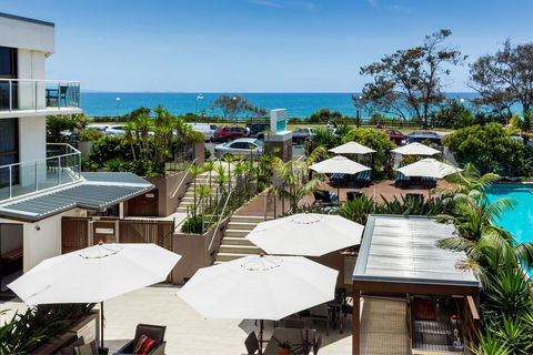 Bayview Beachfront Apartments, In Town Right On The Beach - VIC Tourism 11