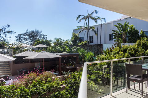 Bayview Beachfront Apartments, In Town Right On The Beach - VIC Tourism 44