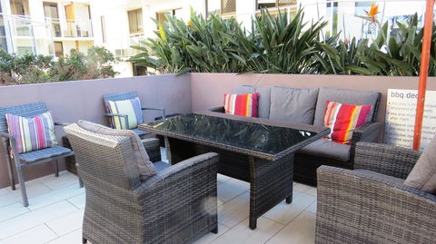 Bayview Beachfront Apartments, In Town Right On The Beach - VIC Tourism 24