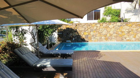 Bayview Beachfront Apartments, In Town Right On The Beach - VIC Tourism 19
