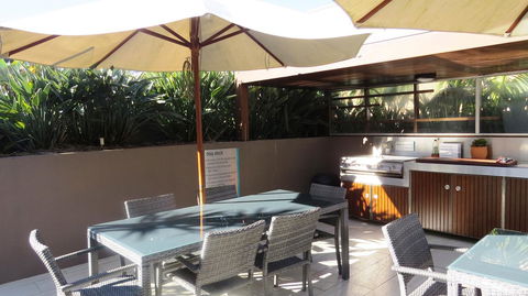 Bayview Beachfront Apartments, In Town Right On The Beach - VIC Tourism 23