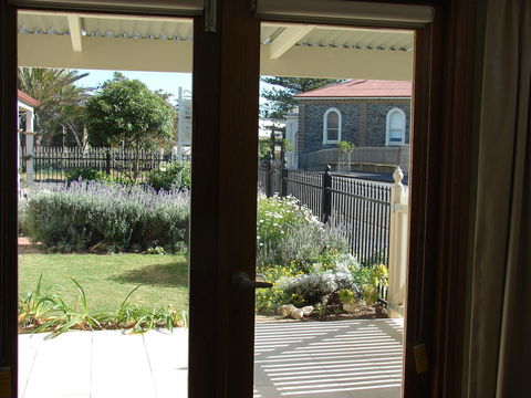 Trafalgar Premium Vintage Suites - VIC Tourism 19