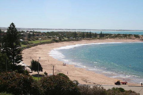 Trafalgar Premium Vintage Suites - VIC Tourism 4