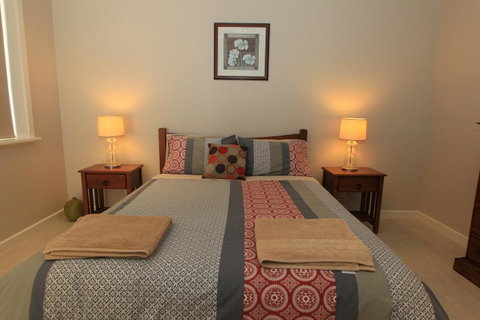 Elandra Holiday Home - VIC Tourism 6
