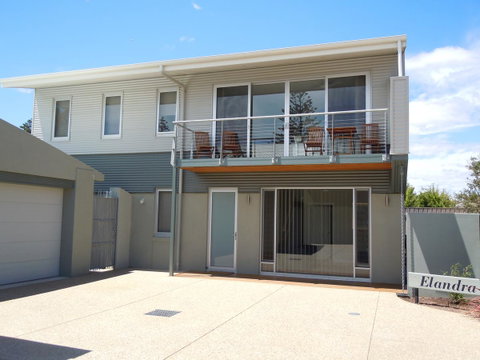 Elandra Holiday Home - VIC Tourism 0