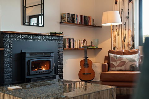 Esto House - VIC Tourism 6