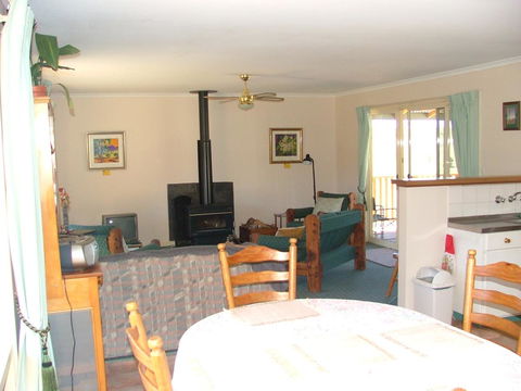 Taralee Orchards - VIC Tourism 10