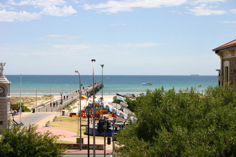 Semaphore Blue Apartments - VIC Tourism 18