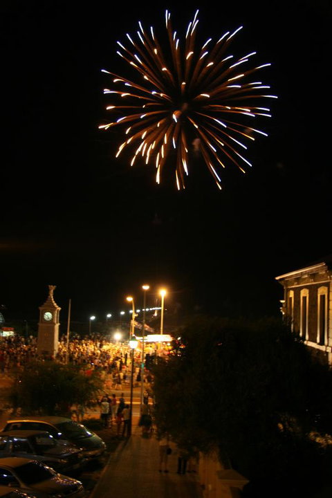 Semaphore Blue Apartments - VIC Tourism 6