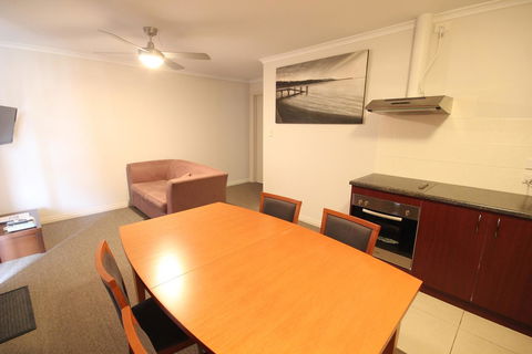 Port Vincent Motel & Apartments - VIC Tourism 2