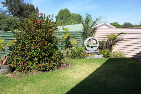 Port Vincent Motel & Apartments - VIC Tourism 27