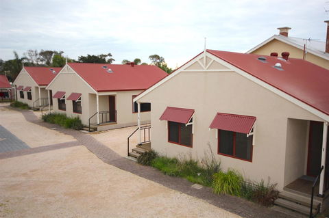 Port Vincent Motel & Apartments - VIC Tourism 29