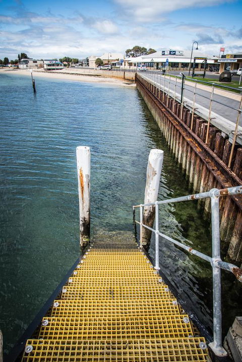Port Vincent Motel & Apartments - VIC Tourism 40