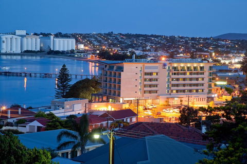 Port Lincoln Hotel - VIC Tourism 41